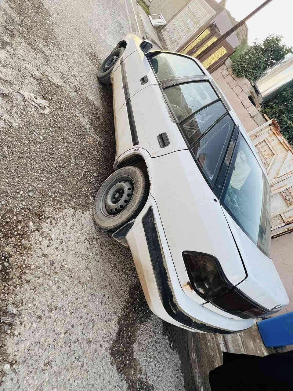 سلام عليكم سياره البيع دايو جديده محرك وكير وكهربيات كلها شرط صدر تايرات جديد كيج سرعه رون كيج بانزين حماوه كلها شغاله السياره فحص ماشيه معاملته كامله السعر 10 اوراق المكان الحويجه بيع سريع سياره برغي ما عايزها ما تعجبك اعبر المنشور وحياكم /***********
