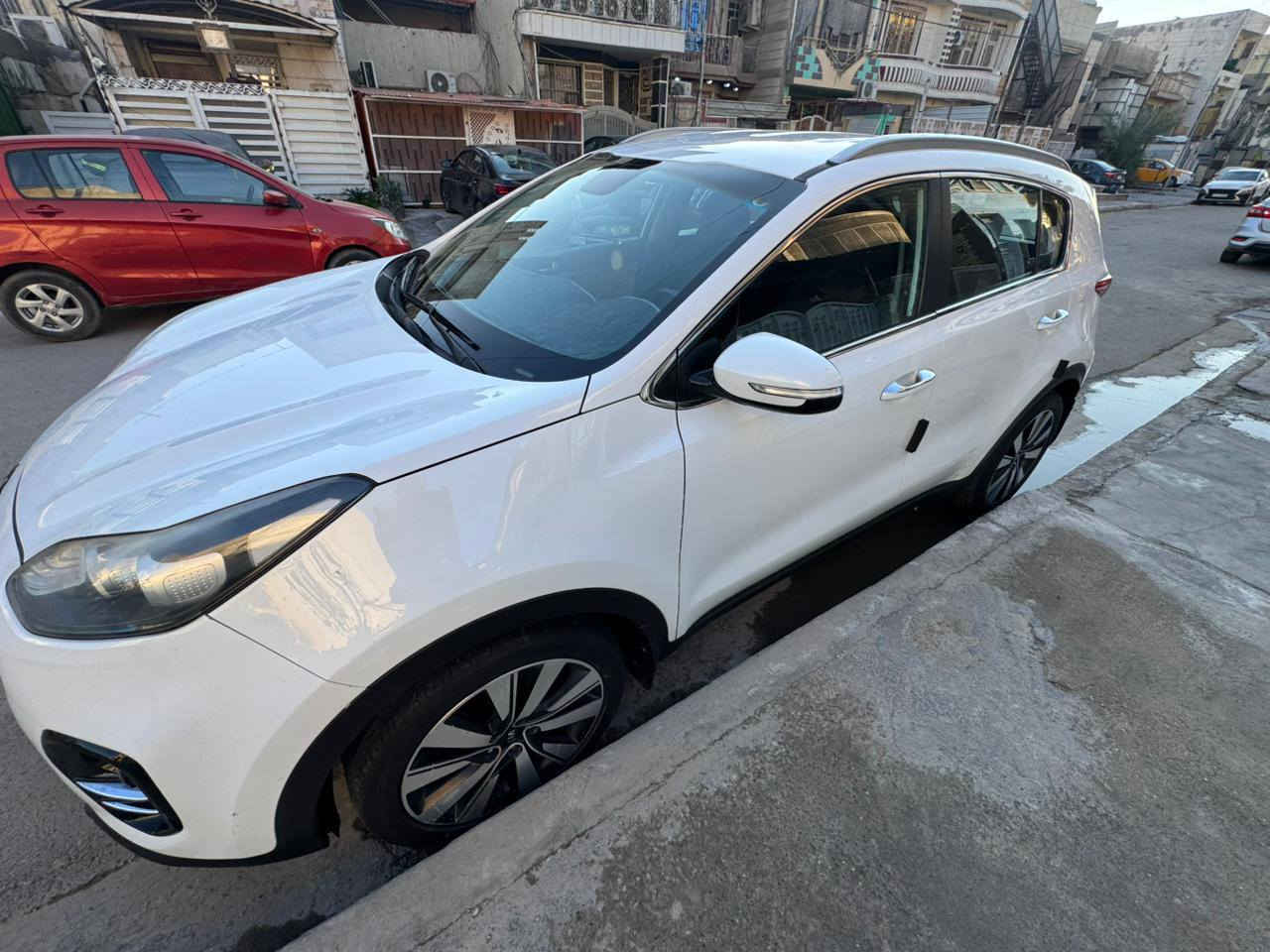 كيا سبورتج موديل 2017 بغداد ماشيه 85 كفالة لا ضربة ولا صبغ محرك 2000 السعر 180 وبيها مجال العنوان بغداد حي القاهره ‏ ‪***********‬‏
