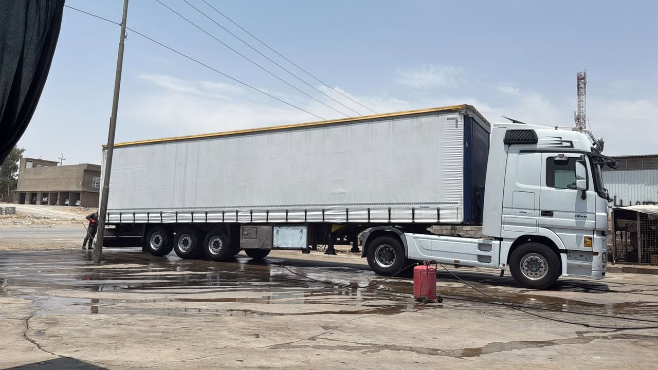 موديل 2012
حجم 1846
مواصفات تبريد رتايدر ثلاجه 
عربانه شميتز 
سعر 525 $ بيه مجال 
معرض حجي رمضان اربيل كلك 
***********
***********
