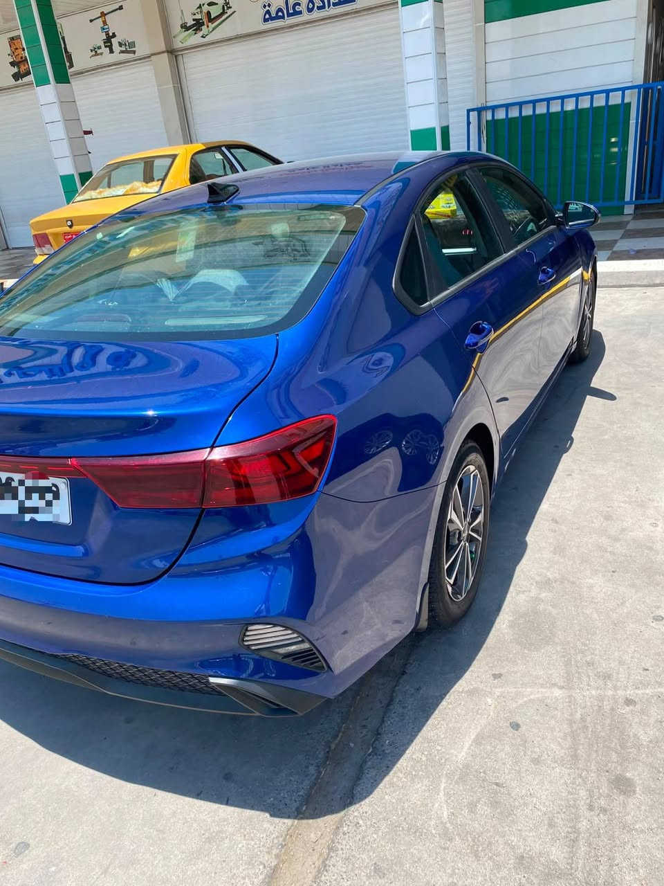 كيا فورتي لون ارزق رقم اربيل انكليزي موديل 22
سنويه جديده 
السياره جاهزة على الاخير حداديه ممتازه 
كير ومكينه كفاله 
تبريد خير من الله
السيارة حادثه بسيط جدا تبديل فقط البنيد مع تعديل بسيط على الشاصي
السعر المطلوب 130$ بيه مجال قليل حك الجيه 
للاستفسار اكثر واتساب او اتصال على الرقم 
*********** البصرة, العراق

