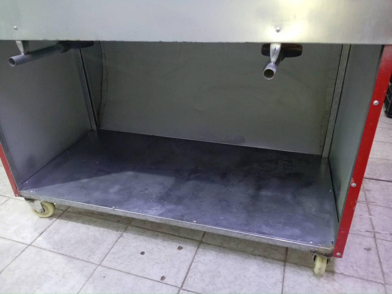 عربانة لبلبي او ذرة للبيع عنواني الدورة شارع ٦٠ مستخدمة شهرين بس سعرها ١٧٥ وبيها مجال  ***********
