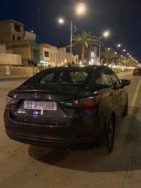 تيوته يارس 2019 بيه قطعتين ولباقي كفاله من كير محرك تبريد السعر 95 وبي...
