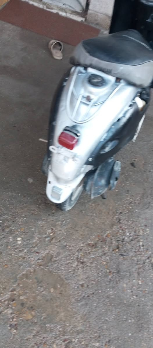 سلام عليكم شباب دراجه البيع عبد الحليم دراجه حلوه ونضيفه كهربايات شقال شلعه معدل ناعمه سعر250 وبيهه مجال متواجد خاص او هاض رقمي  ***********
