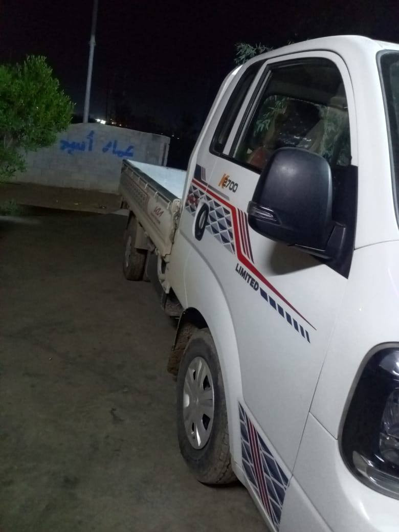 السلام عليكم
كيا حمل موديل21 رقم بغداد انكليزي تحويل ثاني يوم 
كير محرك مكفول غرفه جديدة تايرات جدد تدفئه تبريد مكفوله من كلشي السونار مرفق بالمنشور
السعر 135 وبيه مجال 
مكاني بغداد اليوسفيه 
***********
***********
