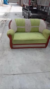 قنفات للبيع السعر خاص او الاتصال على هذا الرقم ٠٧٧٠٩٣٢٤٦٥٨