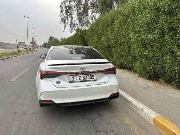 افلون تويوتا  2025 هايبرد 
لمتد السياره فول 1ع1
بنوراما تسلا 
شاشه جبيره 
داتا شو 
4 كامرات 
جلد 
كراسي كهرباء
4 بصمات 
تدفى تبريد كشن 
دبل رادار 
تحكمات ستيرن 
لايت LED
بك لايت LED
تبريد قطعتين
توتو هولد 
هندبريك بصمه 
مري شفط
وبيها هوايه مواصفات 
السياره ماشيه 3 الف 
مكان السياره بغداد حي الخضراء 
السعر 280 وبيها مجال 
***********
