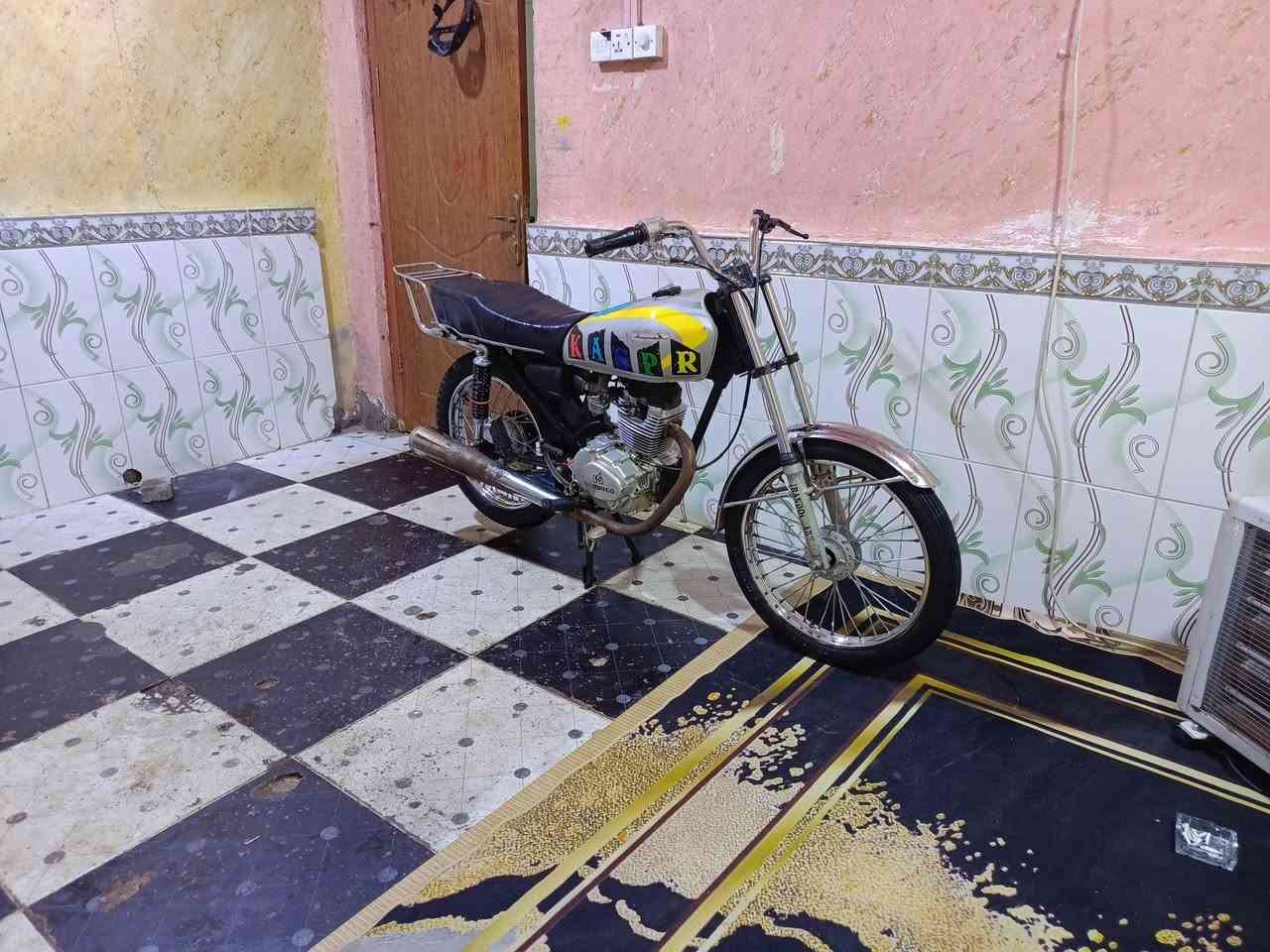 دراجه للبيع نوع الدراجه ايراني مكاني بصره القبله السعر 400 😍***********
