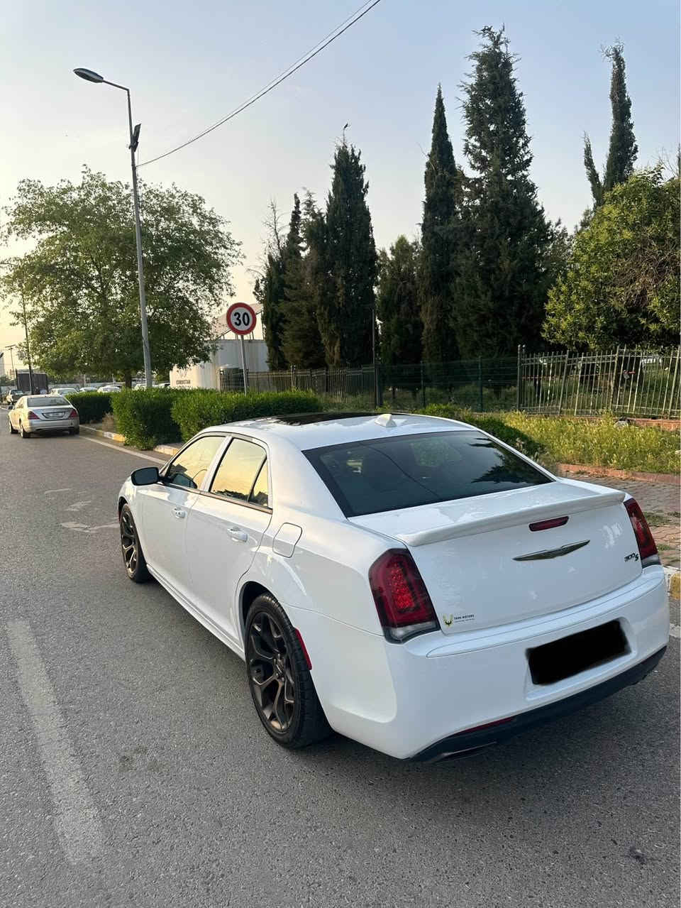 سلام عليكم اخوان ...
كلايزر موديل ٢٠١٨ ...
...S GOLD EDITION مواصفات
سيارة بدون صبغ بدون حادث بي كم مكانات PDR...
باقي سيارة كفالة
وارد كندي...
داخل عراق كلين تايتل...
مواصفاتها...بانوراما. ويلات و جمبر كولد . سماعات بيتس.
شاشة كبيرة . كاميرا. كشنات جلد و كهربائي. بعد هواية
مواصفات معروفة.....
ماشي ١٠٨ الف حقيقي. رقم شمالي (دهوك). سنوي وهزة و
كلشي جديد. تحويل ثاني يوم
سعر ٢٧٥٠٠$
مكان سيارة اربيل
رقم تلفون واتساب ☎️ 
*********** أربيل, العراق
