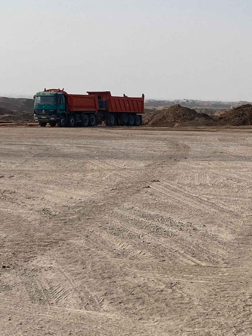 اكتروز قاطره ومقطوره مديل 2003 مكفوله كفاله عامه مربوطه سنويه ورقم جديد للاستفسار ***********
