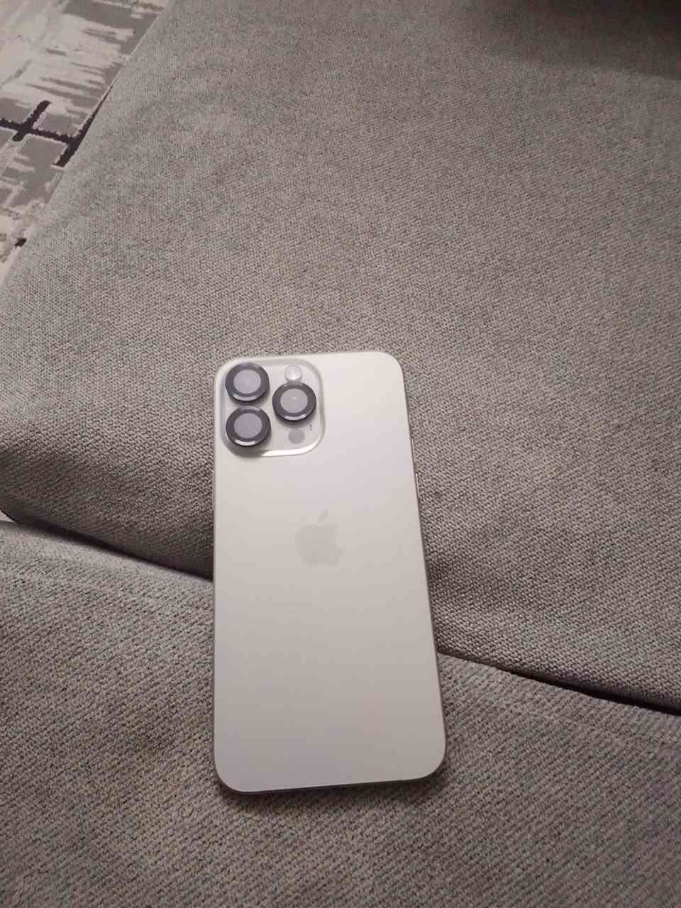 ايفون15برو ماكس جديد بطاريه 96  شرق اوسط مثل ماموضح بل صور جديد زلغ مابي كامل مكمل تفاصيل بل صور سعر 1150 مكاني بغداد جسر دوار ***********
