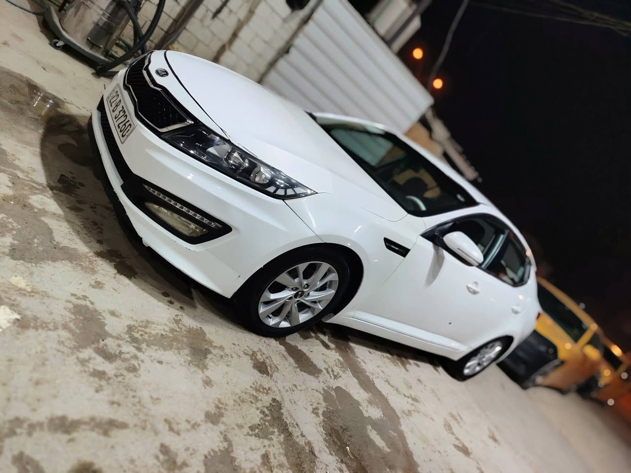 سلام عليكم للبيع كيه اوبتمه ٢٠١٣ خليجي  رقم أربيل بسم عربي من لحله داخل لونين بيجي  واسود اشاير بل مري حساسات ٥ ويل كب بيه قطعتين جاملغ وبنيد رقم  جديد سنويه جديد  مكاني بل حله  السعر ١٢٣  قفل  ***********. .
