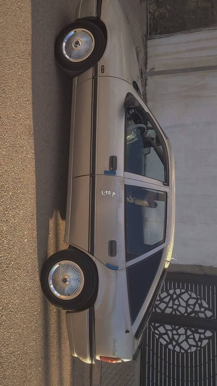 عندي اوبل فكترا موديل 1991 حجم ٢٠ كلشي بلادي رقم موبايل *********** شراي خاص مكان كركوك مصلى
