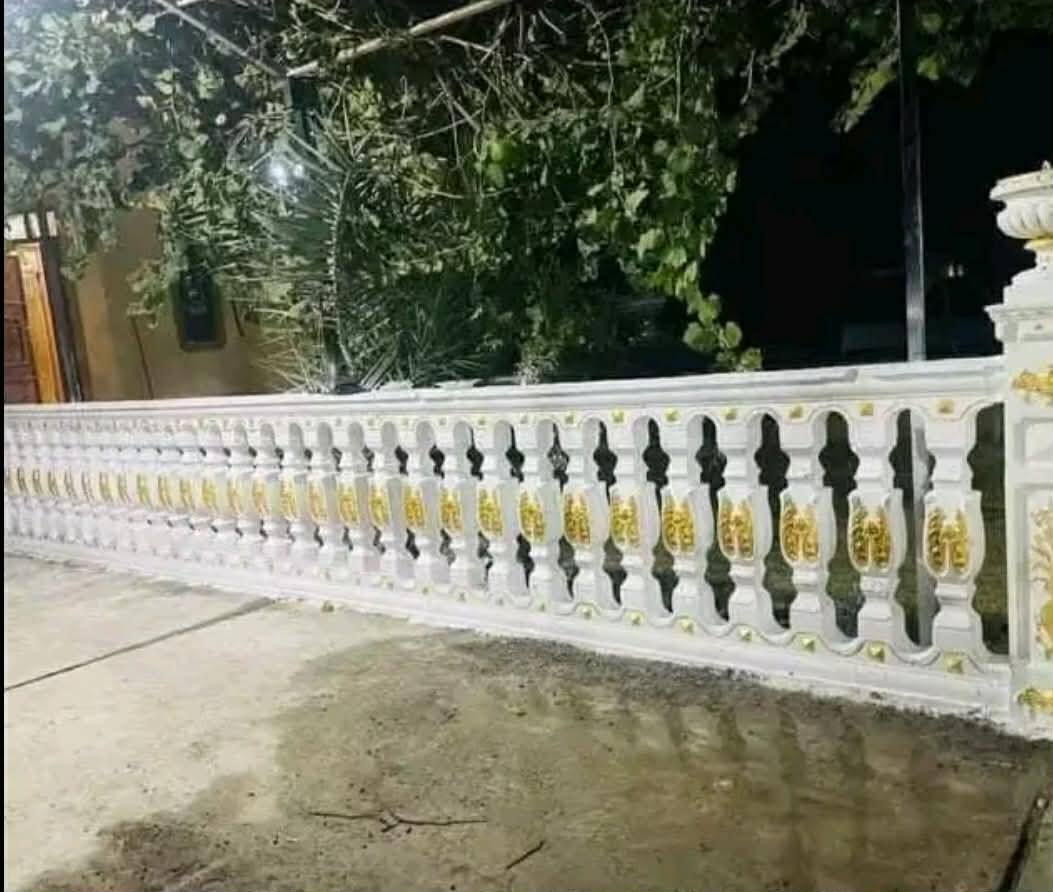 #اعلان يوجد كادرعمل سياج حدائق واجهات شغل نضيف ومرتب للاستفسار الاتصال  ***********
