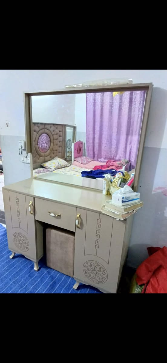 سبلت كنتوري 3طن العام ماخذي بعده جديد سعره قفلللل 750
غرفه تركيا جدا ضخمه ونضيفه ب450
حي العسكري


**إذا كنت صاحب هذا الإعلان وتريد حذفه لأي سبب، رجاءا أرسل رسالة إلى الدعم الفني**