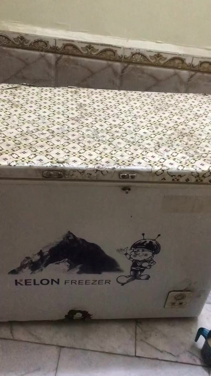 سلام عليكم مجمده للبيع ب١٢٠وبيه مجال مكان ناصريه قرب حي الصناعي
***********
