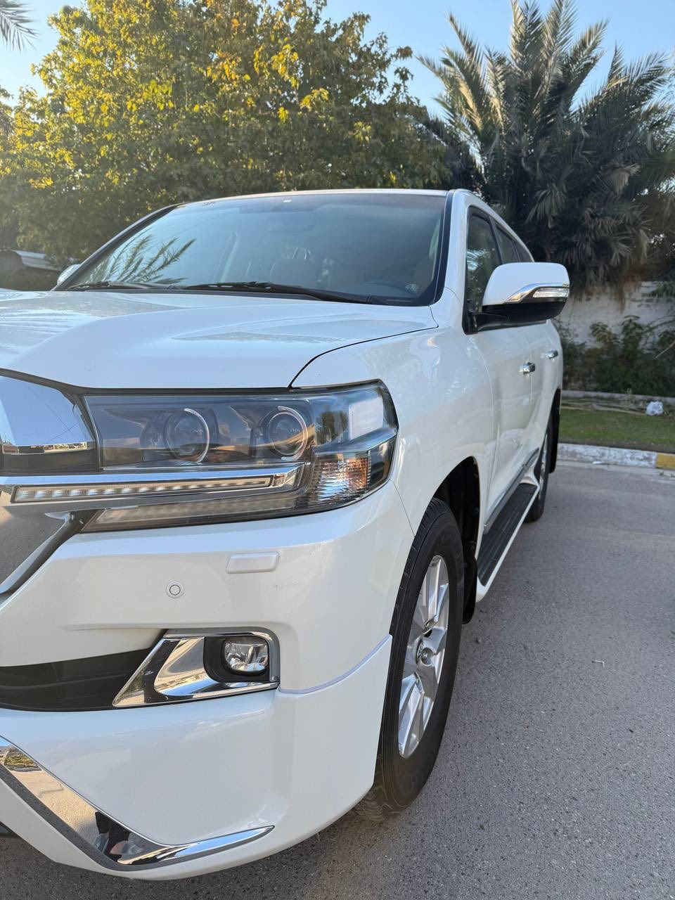 لاندكروز GXR V6 وايت أدشن 2017.
ضمان شركة SAS باب أول.
ماشية ( 100km الف) فقط.
السيارة على حالة الوكالة كما موضح بالصور.
فول مواصفات.
رقم بغداد تحويل مباشر.
الموقع بغداد. زيونة.
السعر (49,800$).
***********
