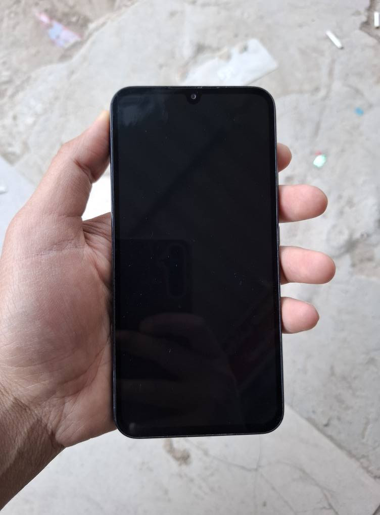 سامسونك A34 فايف جي جهاز مكفول كفالة ذاكرة 256 عشوائية 8 بصمة ايد وبصمة وجه بطاريتة 5000 سعرة 210 وبي مجال #شراي_تعال_خاص ديوانية, القادسية


**إذا كنت صاحب هذا الإعلان وتريد حذفه لأي سبب، رجاءا أرسل رسالة إلى الدعم الفني**