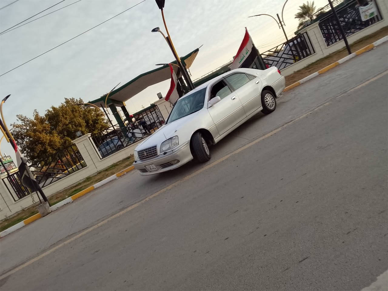 ملكة للبيع ادوات موديل 2002 جديدة رقم لاستفسار ***********
