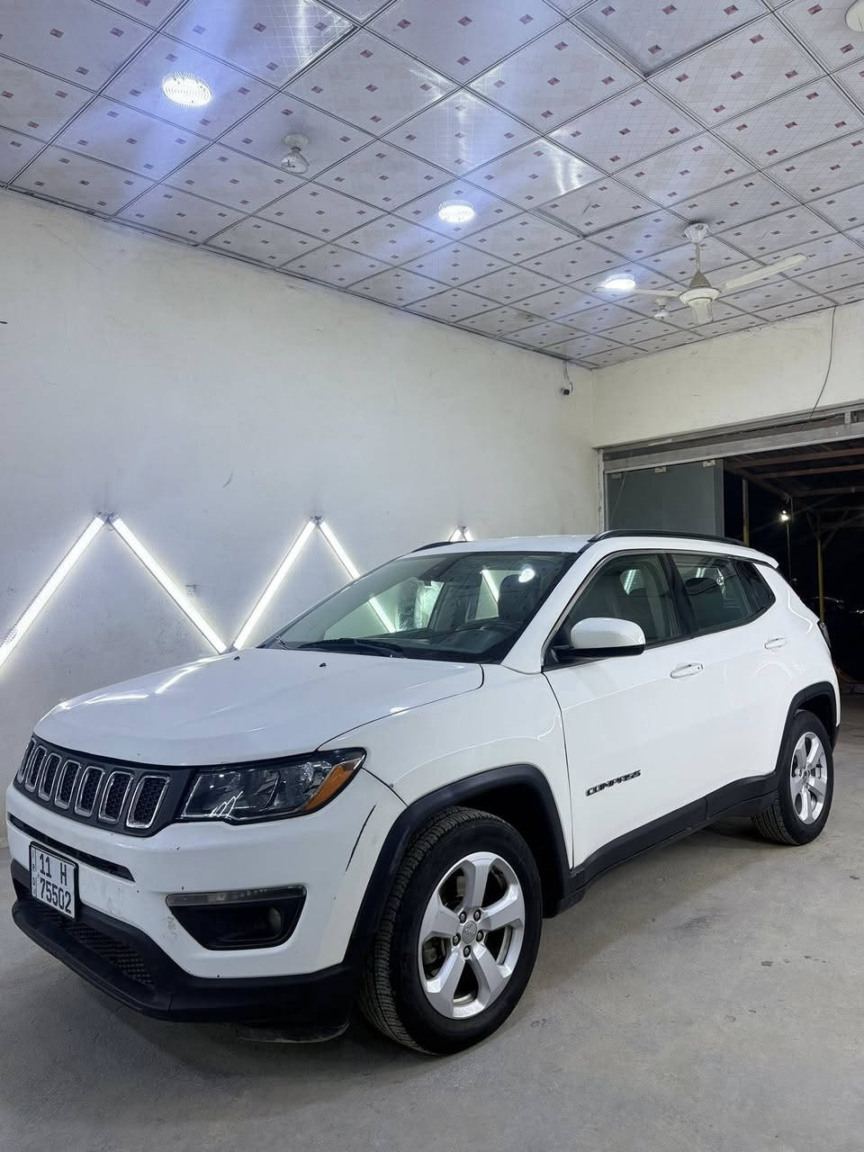 جيب كومباس 2019 فول مواصفات محرك 2400
سونار مرفق مع الصور 
رقم بغداد إنكليزي تحويل مباشر
السعر النهائي قفل 110 جوه سوكها ناشرها
***********
