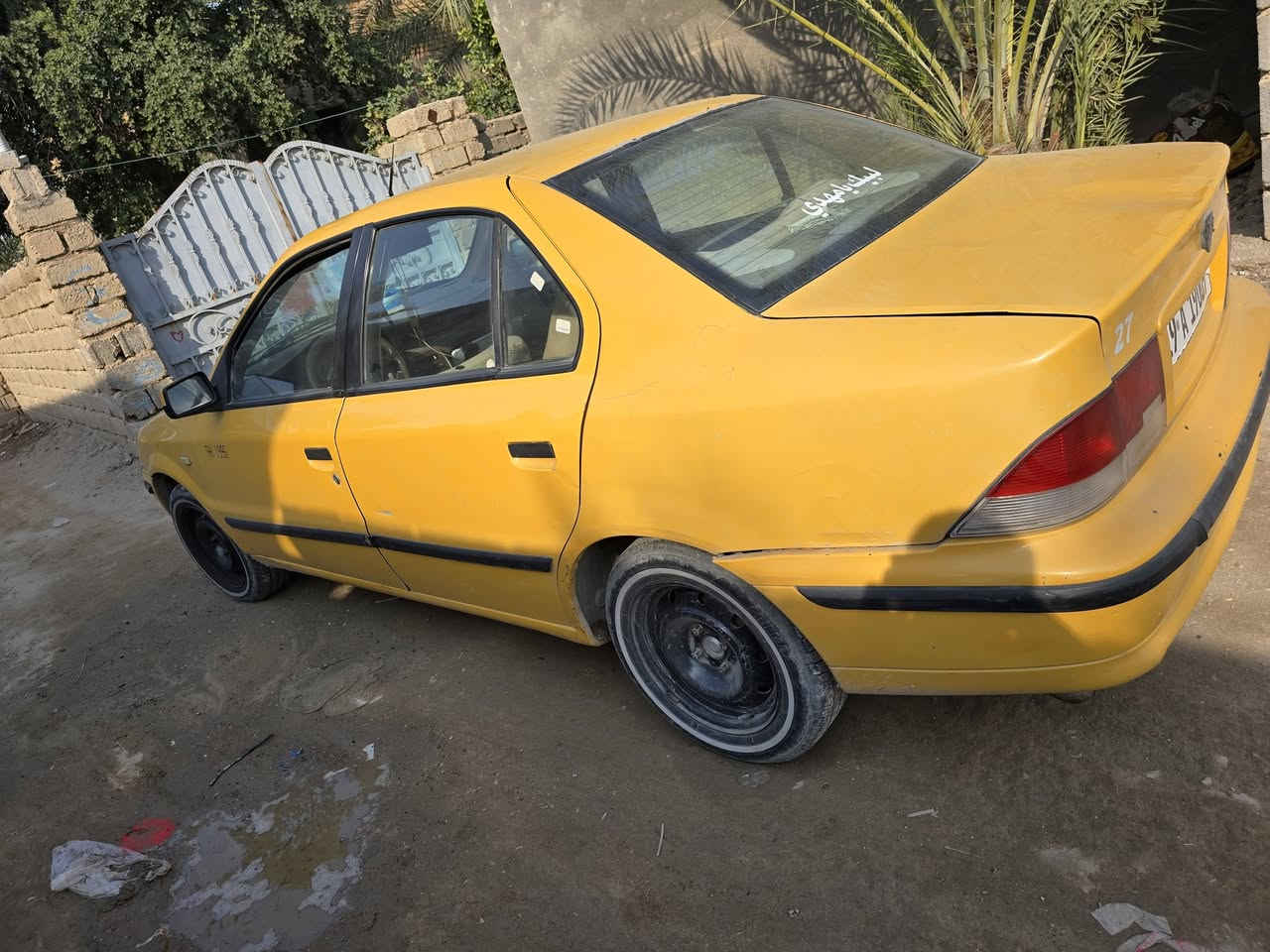 سلام عليكم
سمند للبيع سياره حلوه نضيفه
سنويه 28
مصفره من هيئه 
محرك و كير و تبريد مكفول
موديل 2011
استفسار ‎0772 324 1917
