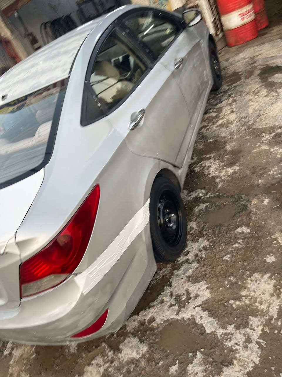 ‏سلام عليكم أكسنت موديل 12 خليجي ￼ مكينة 1600 ￼ بها جراد فقط كفالة سعر 68 وبيها مجال  ***********  رقم نجف ￼￼

