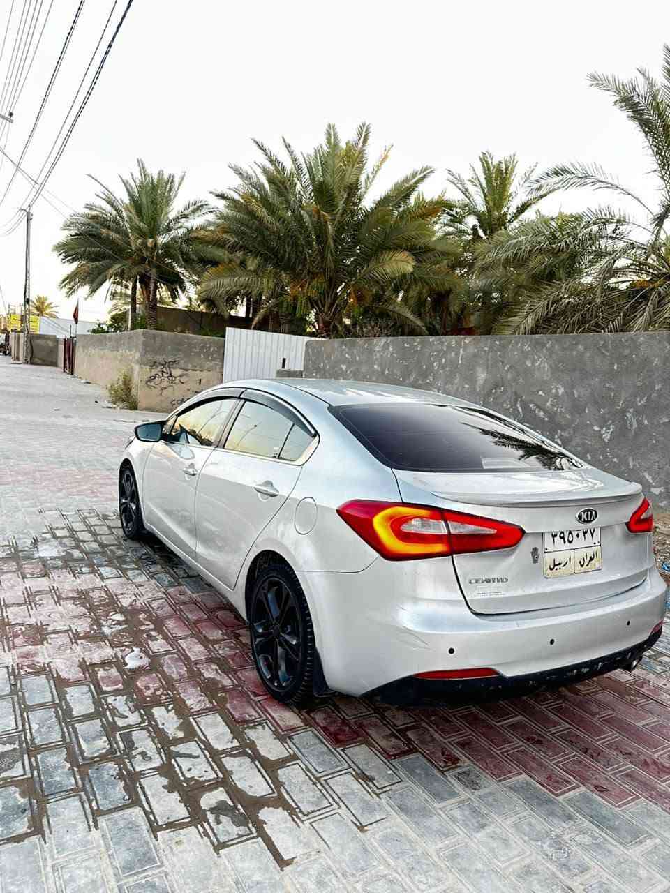 سيراتو 2014 خليجي رقم اربيل بسم كردي تحويل او وكاله بل يعجبك محرك 1600 دوش المرغوب لا تنقيص ولا تبخير كير اوتو 6 نمر حداديه 100% تبريد تلج باتري جديد تايرات نضيفات كاعيه جلد غرفه نضيفه ع وضع لشركه لونين رصاصي واسود شاشه تاب اصليه كامره دواره تحكم ستيرن جهتين اكروز رادار امامي وخلفي ويل كب شفتات ستيرن اشاير بل مري حساس امامي وخلفي كشن كهرباء قطعتين تبريد مري شفط  شاشه اعطال لد امامي وخلفي لايت زنون اصلي مسويله سيرفز كامل كلشي بيه شغال منضومه بانزين مبدله جديده كهربائية كله شغاله تراي زيرو سياره احله من لصور تجي وتشوف بعينك مال جناي مكفوله من لضربه صبغ حزام جماليه فقط بدون معجون بدون دواخل بدون تبديل لغد شاصي حوض مكفولات صبغ جماليه فقط اثر جراد لسعر 90 وبيه مجال قليل حك لجيه مكاني كربلاء بيع فقط اقره التفاصيل وخابر *********** وبخدمتكم
