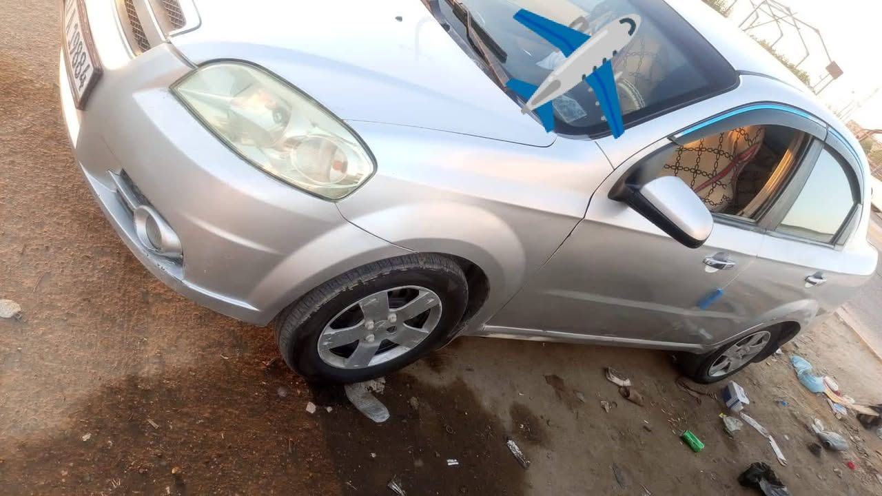 السلام عليكم 
سيارة افيو 2015 بسمي رقم إنكليزي هزة جديدة 
جاهزة من كلشي كير أوتو مكينه حداديه تخم تاير تبريد ثلج ❄ جام 4 كهربائي للستفسار أكثر الاتصال ‏‪***********‬‏
