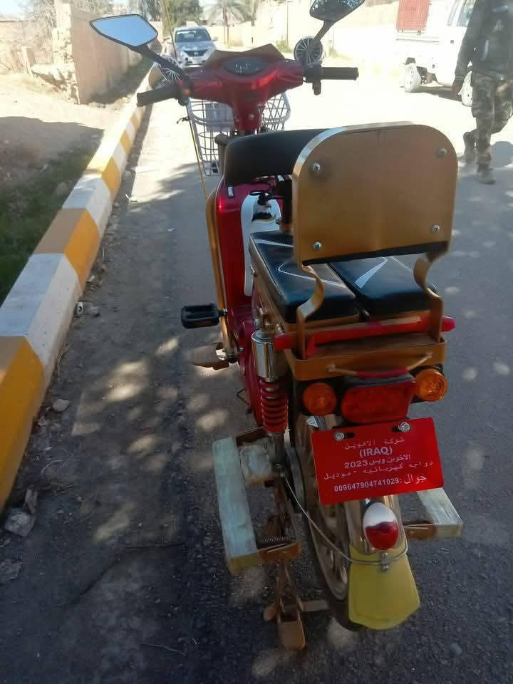 سلام عليكم دراجة Super Sunny البيع موديل 2023 دراجة نضافة واضحة بل صورة نقص دراجة فقط باتريات شراي يدخل خاص او اتصال على رقم ***********
