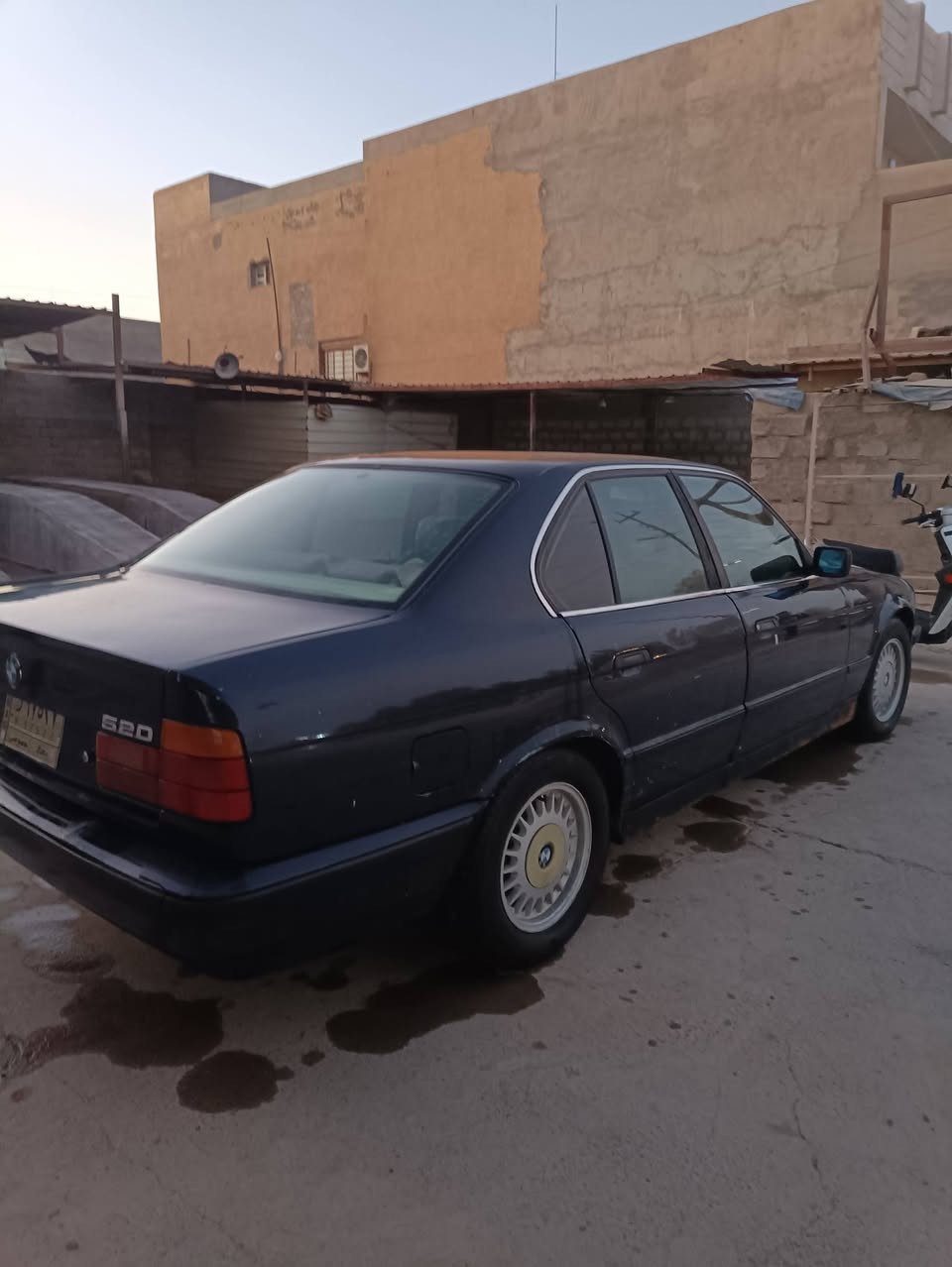 بيئم حجم 520 رقم بغداد بأسمي تبريد كير عادي محرك مسكر عدل سنتر لك مكانها سامراء رقم *********** بي وتساب 
السعر 40 وبيها مجال وتدلل اذا انت شراي
