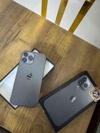 ايفون 13 برو ماكس لون  مميز 🖤 نموذج M ذاكرة 256 نظافه 95% بطاريه 84 بل...