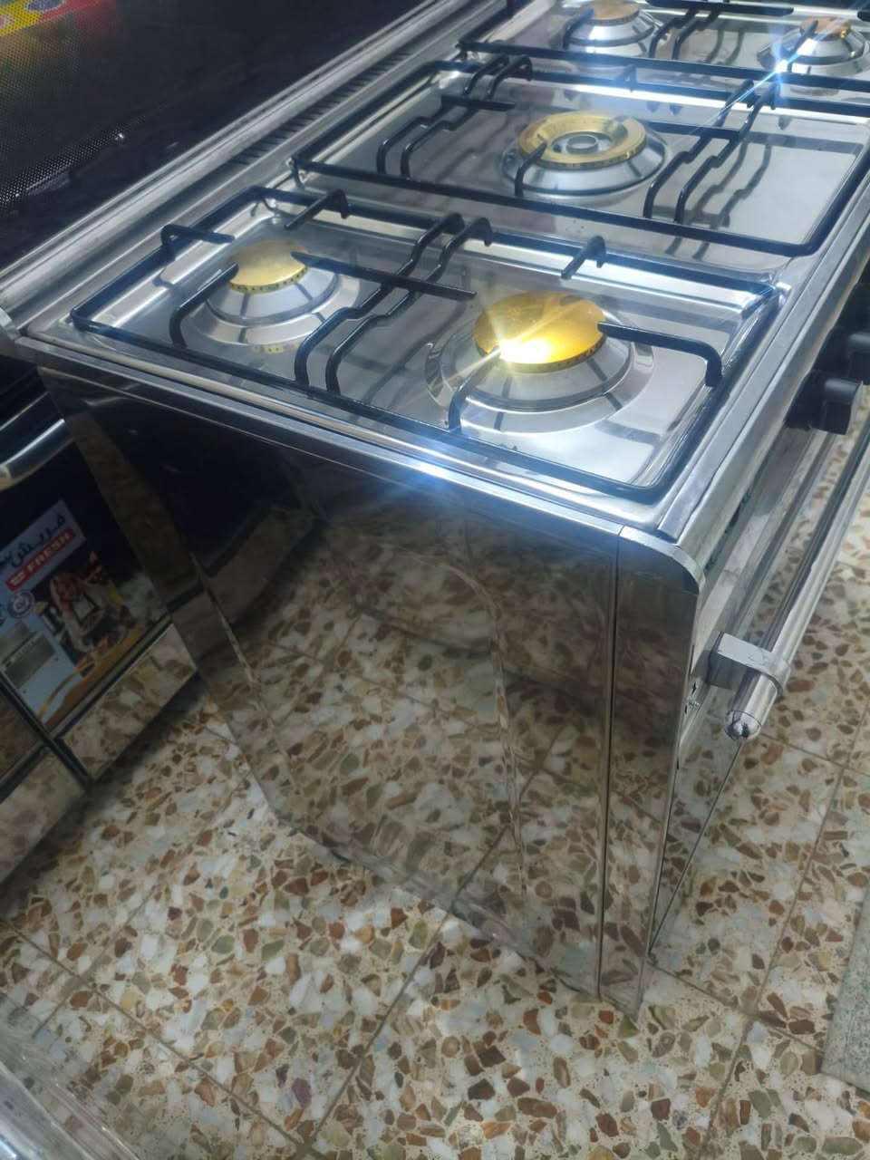 طباخ رويال أخو الجديد عل فحص وضمان تصليح نقبل مراوس معه الفرق السعر ٢٠٠ نادر الثالثه‏‪***********‬‏
