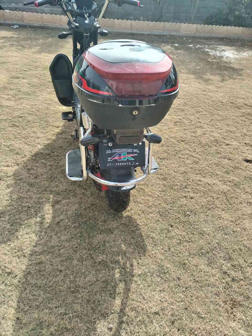 سلام عليكم موطور شحن 6بطاريه الموطور نضافته واضحا كدامكم او اني متوازي ع بيعته الموطور مصارله شهرين من شتريته يعني النضافه فول السعر رايده 650او بي مجال للطيبين للتواصل واتساب *********** المكان الفلوجه
