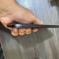 ايفون 11 ذاكره 128 بطاريه 88 بلادي مامفتوح سعر 265 عنوان لأمين الثانيه...