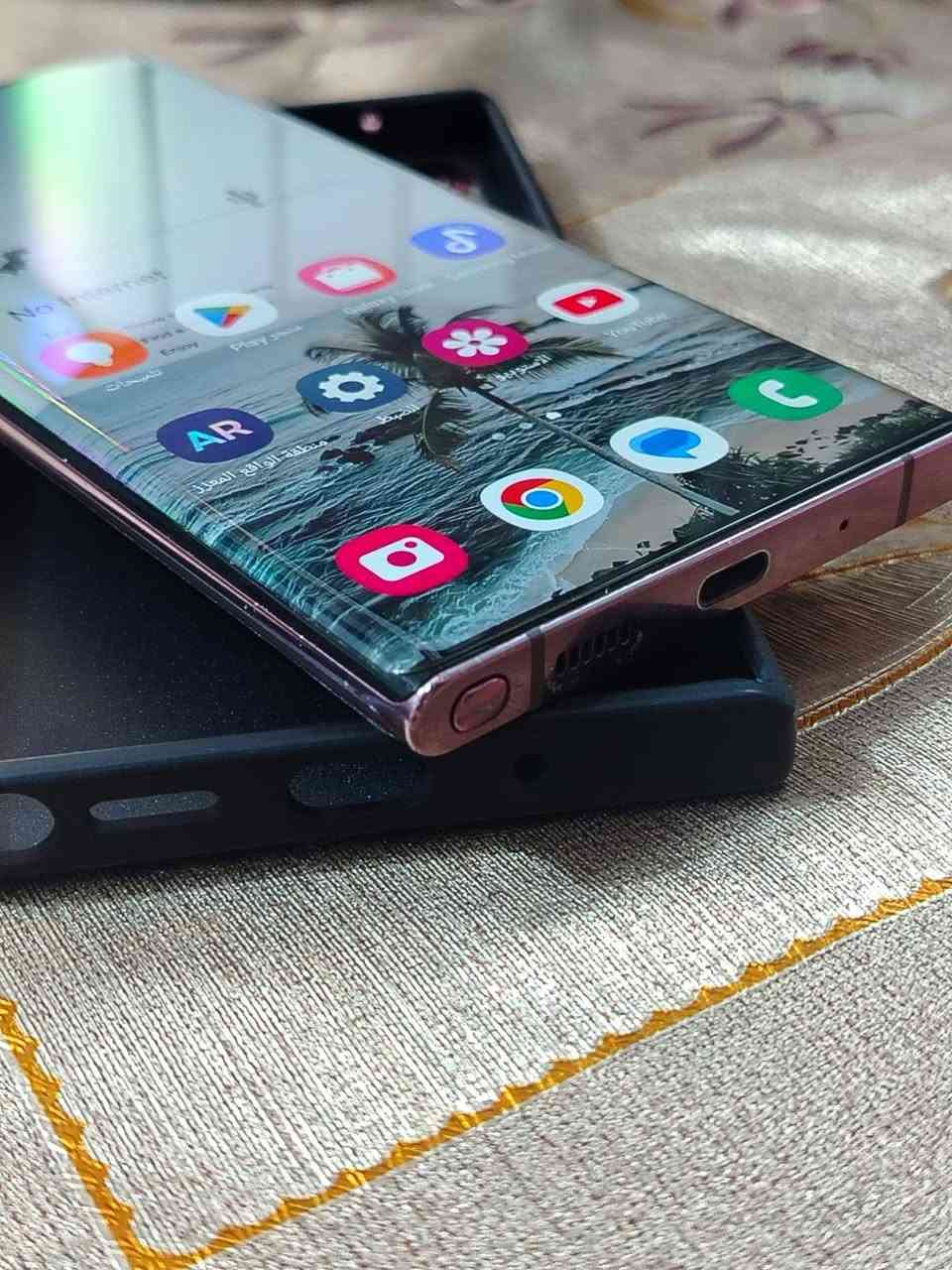 Samsung note 20 ultra 256G ram8

سلام عليكم نوت 20 الترا ذاكره٢٥٦ رام ٨ شرق اوسط دبل سيم كرت 
كله شغال الجهاز ومابي اي خلل للبيع او مراوس  باقل منه *********** سكني بغداد العبيدي سعر 375 وبي مجال
