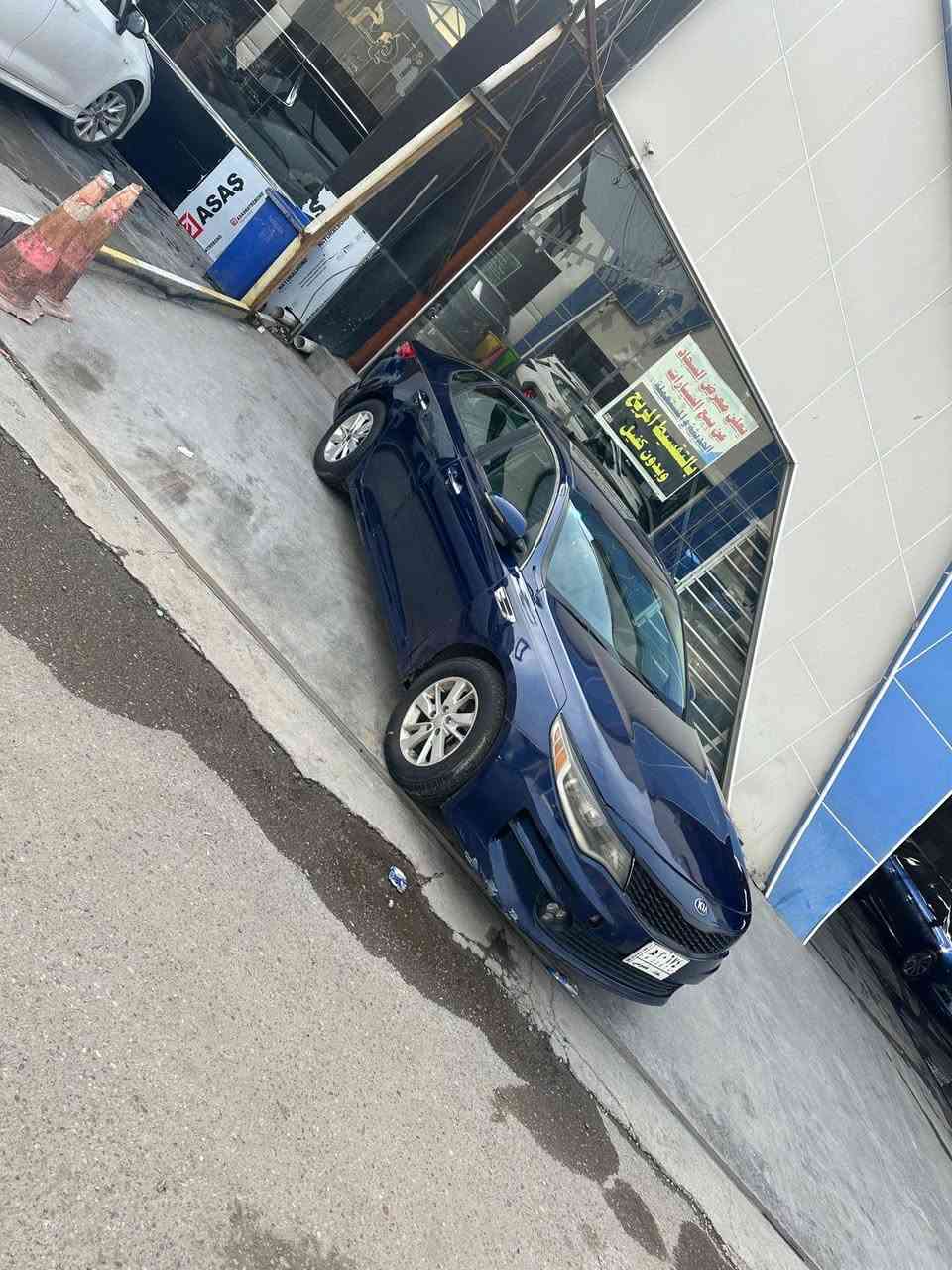 السلام عليكم
اوبتما 2018  مواصفات المعروفه  
السيارة سعرها 118
حادثها ثلاث قطع 
للاستفسار : ***********
