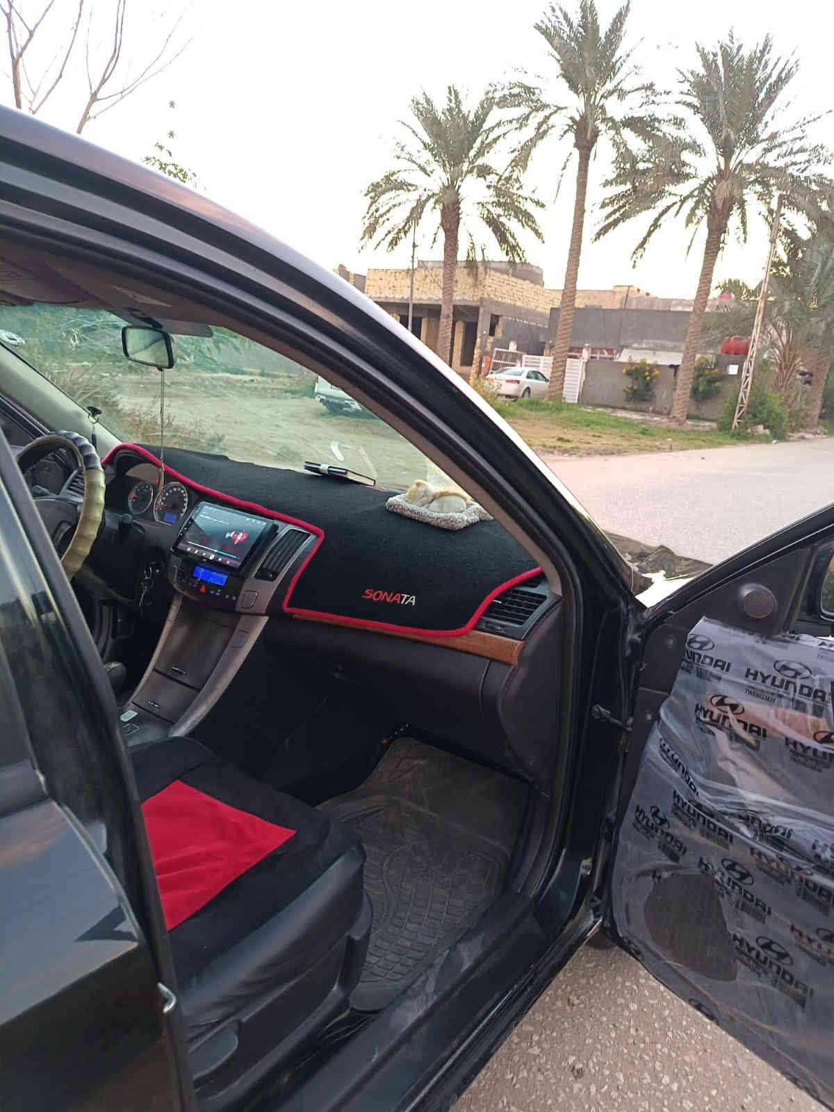 السلام عليكم للبيع سيارة سوناتة 2009 كوري رقم اربيل تحويل مباشر سيارة جاهزة من مكينة 2400 كير حدادية تخم تاير سيارة كلش حلوه احلا من الصورة شاشة سنترلوك تحكم استيرن سيارة كلش حلوه بية رشات قليلة بس اني ابيع احزام طخة خفيفة جدان جدان بلجاملغ الخلفي والباقي 
كفالة السعر 113 وبية مجال 
***********
***********
