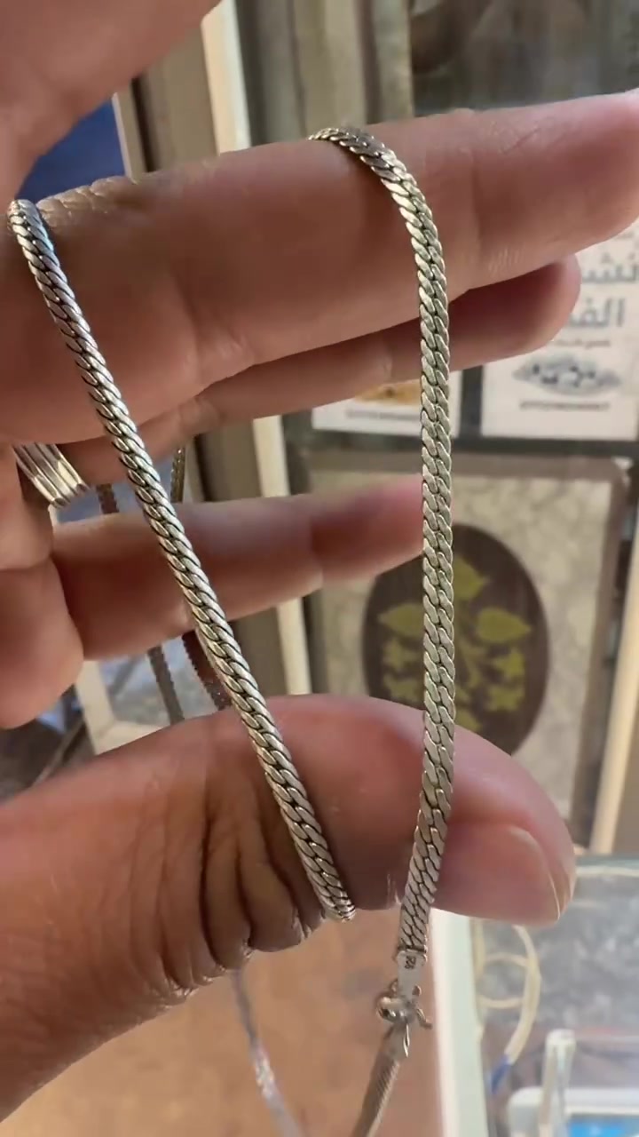 سعر الغرام ب ٥ الالف يوجد توصيل لكل محافظات العراق


**إذا كنت صاحب هذا الإعلان وتريد حذفه لأي سبب، رجاءا أرسل رسالة إلى الدعم الفني**