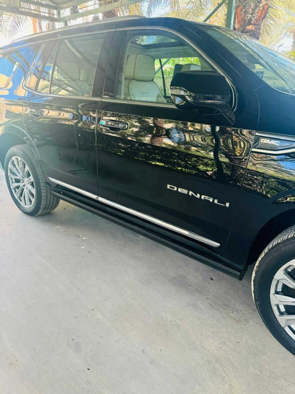 يوكن دينالي 2024
وكالة المنصور بعدها بالضمان 
ماشية 24 الف 
كفالة عامة من كلشي 
مغلفة PPF بالكامل 
السيارة جديدة واحلى من الصور 
رقم انبار مشروع وطني تحويل مباشر 
السعر 62000$ يعني 6 شدات و20 ورقة
مكان السيارة بغداد زيونة 
***********
***********
