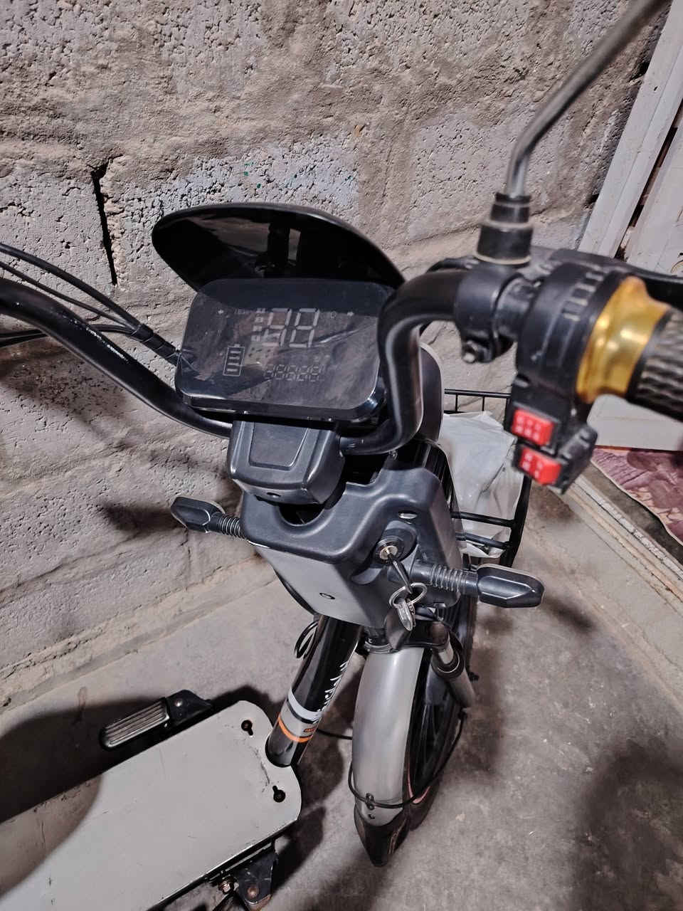 الدراجة شحن للبيع ***********
