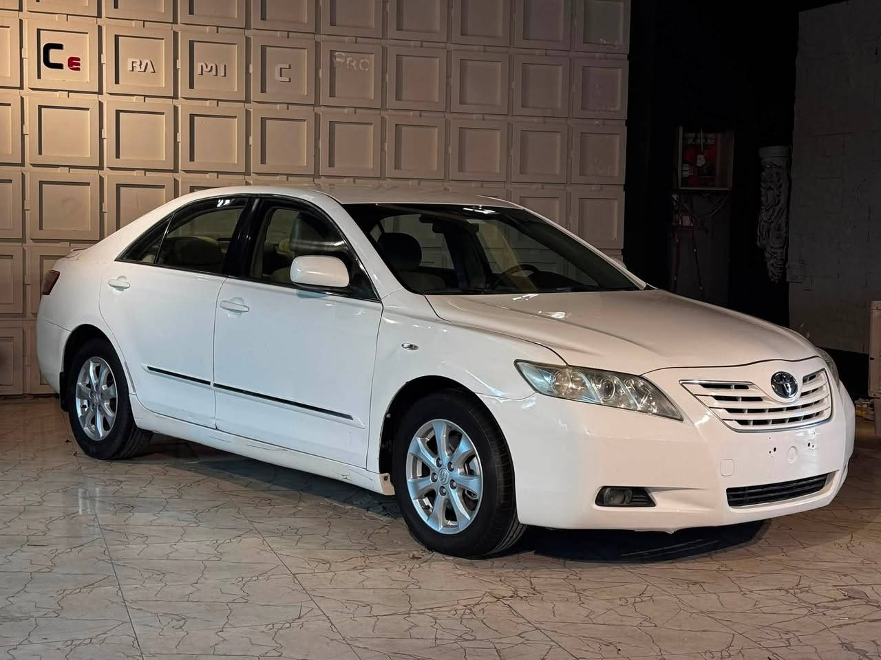 تيوتا كامري 2007 خليجي  Glx
مواصفات صاج بلادي 
قطعتين تبريد 
شاشه وكامرا
تحكم مقود
مكينه 2400 
4 سلندر
رقم بغداد تحويل مباشر بسمي
بيهه صبغ قطعتين  رش بدون دواخل
مكينه كير تبريد كهربائيات تايرات تخم كله جديد
سياره نضيفه وبحاله جيده
مكانهه كربلاء
السعر 105
لاستفسار الاتصال *********** واتس
