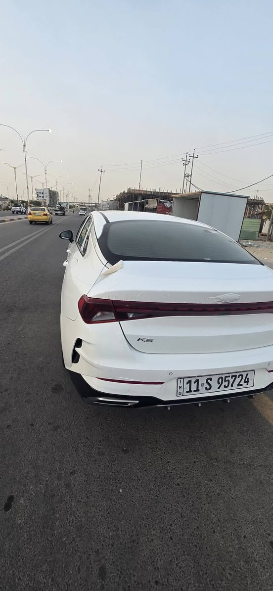 K5 ..2021
كفاله عامه ماشيه 120  سيارة بسمي تحويل مباشر 
السعر 176   المكان السماوة  مكينه 2000 دوش ***********
