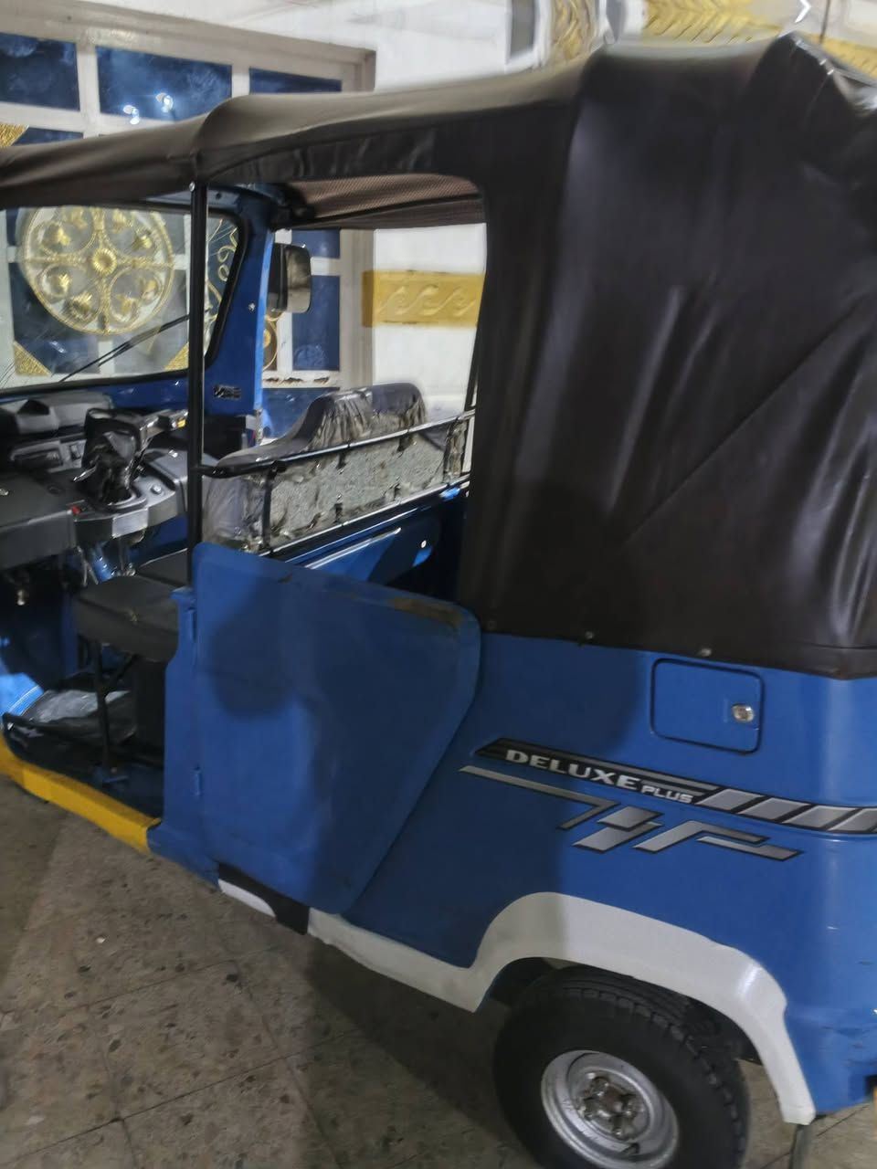 تكتك للبيع 22 محرك كفاله من التجفيت رقم نكليزي الكشرة نضيفه كلش السعر 7 وبيها مجال ***********
