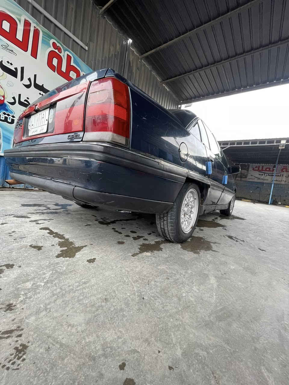 سلام عليكم اوبل اوميكه موديل 1991 
سنويه صاقطه من 2024
راعيه موجود يريد تحويل 
سياره بلاديه كهربايات كلهه شغاله 
كير مكينه كفاله  دواخلهه حلوه 
سعر  28 العنوان دوره البوعيثه 
رقمي ***********
