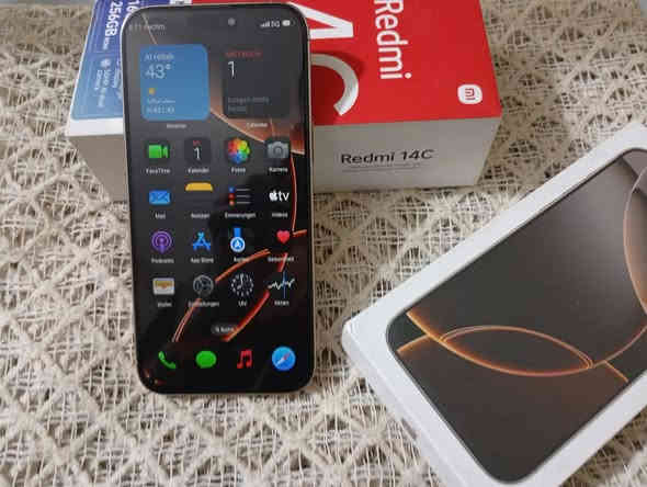 السلام عليكم بيع مستعجل
ايفون📱 ios 16 Pro max ✨

#لون ذهبي( golden )

#الصنع إماراتي مقلد "درجة عليا "

#ملحقات الجهاز الأصلية (كفر/ لاسق شاشة / شاحن كيبل ) 

  دبل سيم كارت 

''الجهاز بعده بل كارتون استعمال بسيط جدا ''

#سعر210ألف  وبي مجال بسيط  

#للتواصل واتساب فقط***********

#مكاني بابل /حلة

#ملاحظة اذا مو شراي لا تكسر بل جهاز رجاءا
