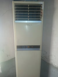 سبلت • ٣طن • شغال