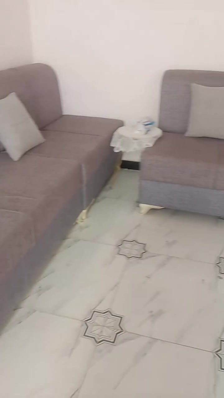 تخم قنفات ديوان متكامل
8 قطع من ضمنها زاويه واحده وكرسي 
سعر 500وبيها مجال 
نظيفه


**إذا كنت صاحب هذا الإعلان وتريد حذفه لأي سبب، رجاءا أرسل رسالة إلى الدعم الفني**