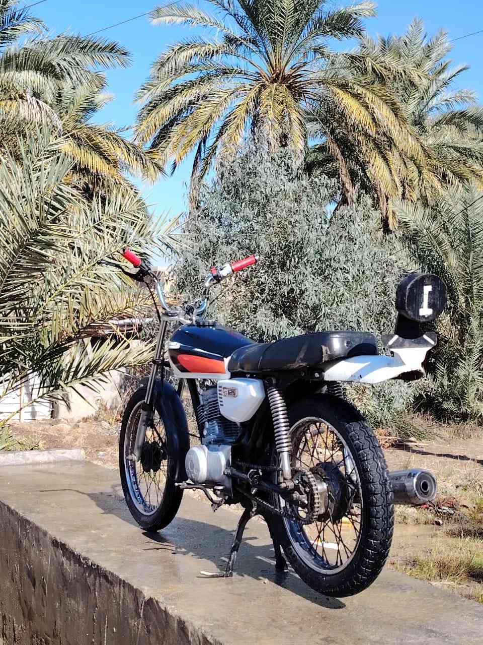 دراجه للبيع ارشه 225 بها مجال0788 374 8031 كلك
