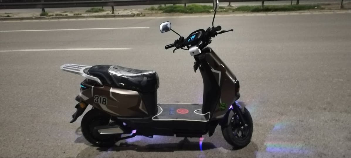 للبيع فقط
مطور شحن 318 ABR حديث 

لايت زينون عالي ناصي 

سرعه حقيقي من 60 الى 75

شحنه وحده تمشيك 45 كيلو

نظام رجوع R

بطاريات  6 دبل

ملف 2000

مانع انزلاق 

حساس بريك 

لون مرغوب 

تشغيل عن بعد 

تشغيل  دبل إشاره 

مواصفاته معروفه 

سعر 575 وبي مجال 

عنوان موصل 
***********بي واتساب 
او خاص 
بي هاي التريشه ماموجوده مطخوخ
