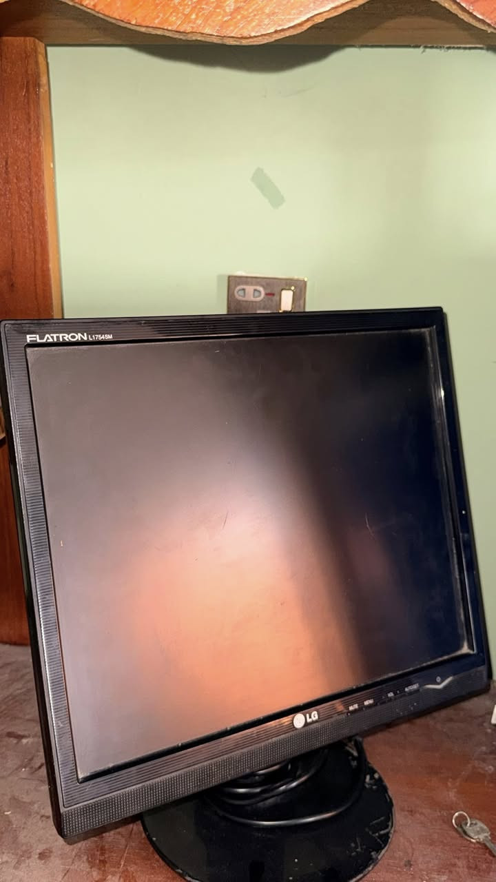 السلام عليكم
غراض للبيع..
1- بوكس توصيل السعر 15,000IQD
2- شاشة LG شغالة السعر 35,000IQD
3- شاشتين TV عاطلات تصليحهم اثنينهم ما يتعدا الـ 80
السعر 40,000IQD
4- نانو بور قديم السعر 10,000IQD
للإستفسار خاص


**إذا كنت صاحب هذا الإعلان وتريد حذفه لأي سبب، رجاءا أرسل رسالة إلى الدعم الفني**