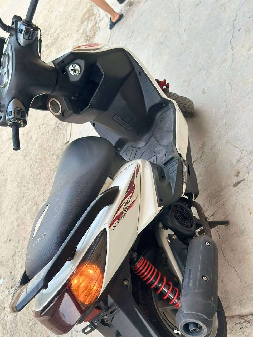 دراجه سكنس دراجه مال رمبه مقبوله كفاله عامه العنوان بغداد الجديده شارع المسبح السعر٨٥٠الف رقم الهاتف***********
